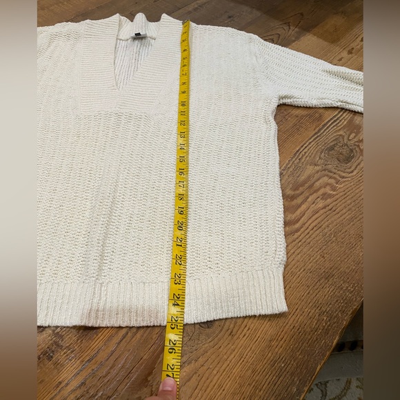 Cabi Croquet Pullover Sweater, Size Medium Cream - Picture 10 of 15
